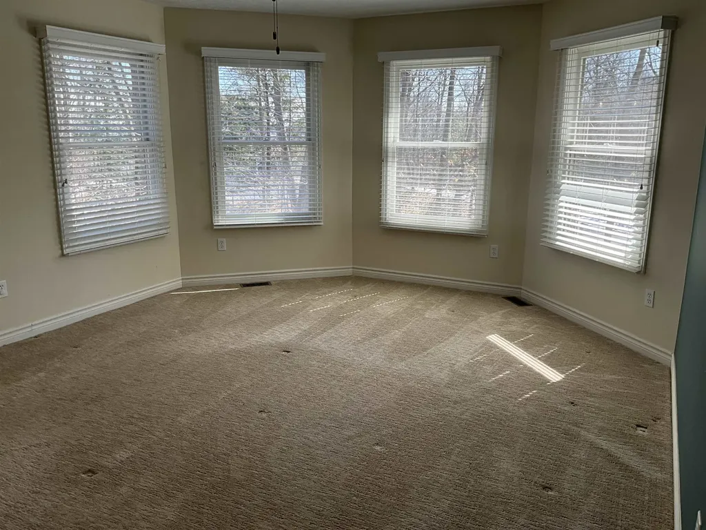 10057 E Leeward Shores Drive Elmwood Charter Township MI 49684