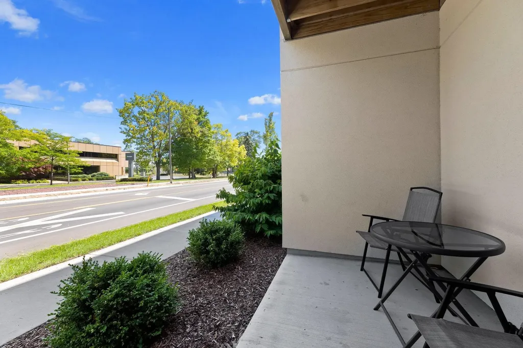 630-116 S Garfield Avenue Traverse City City MI 49686
