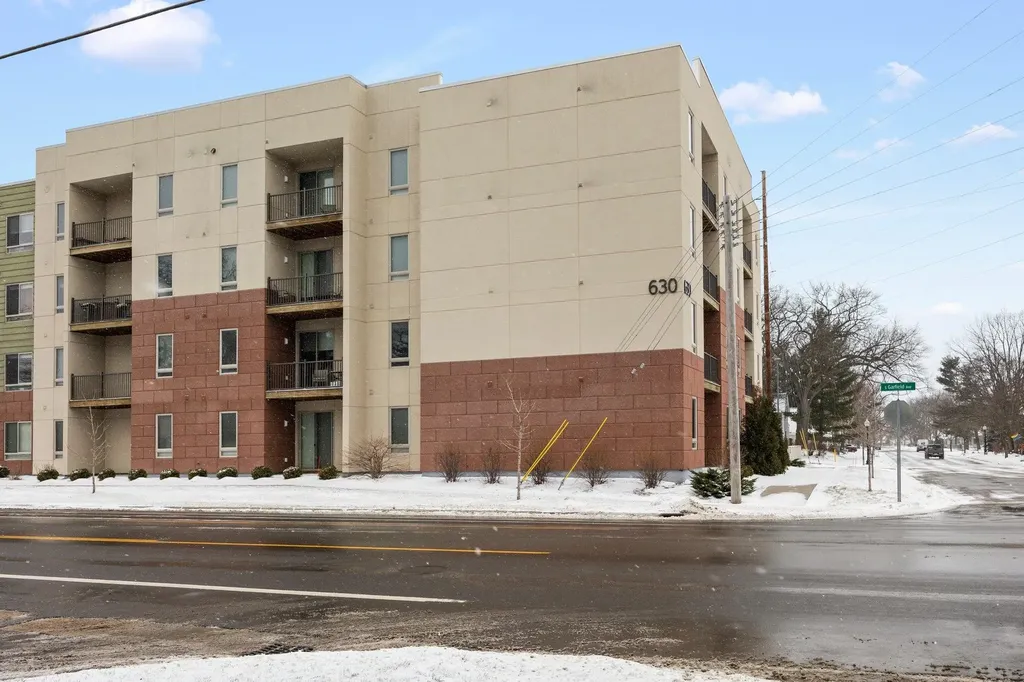 630-116 S Garfield Avenue Traverse City City MI 49686