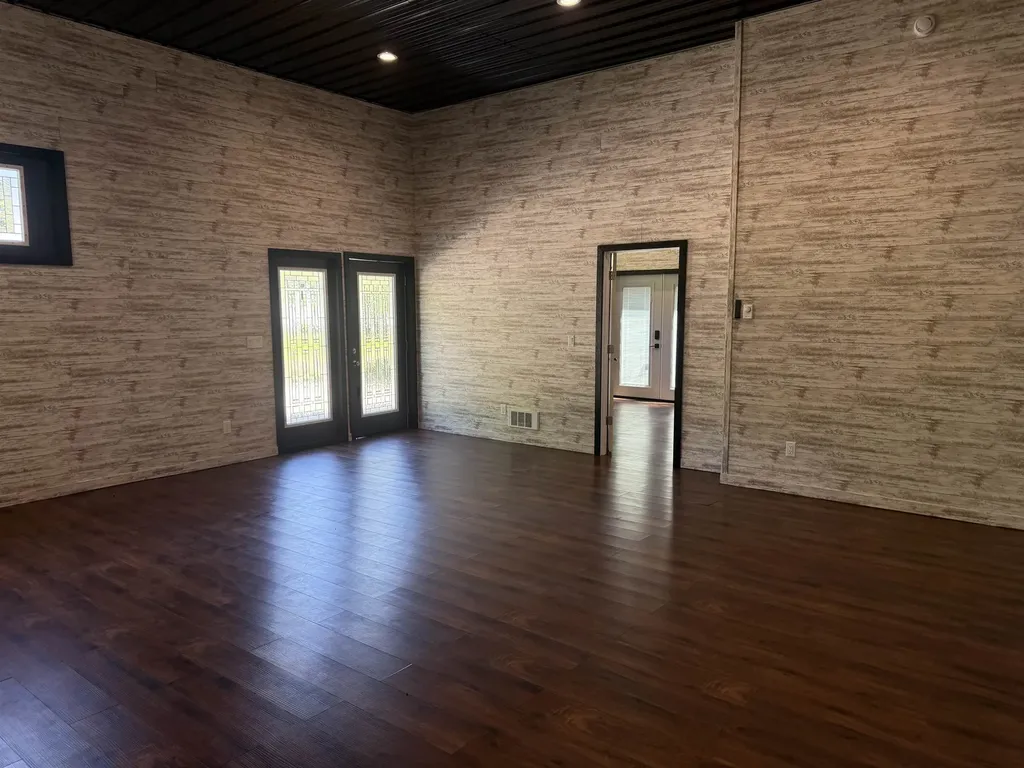8923 SE Torch Lake Drive Helena Township MI 49612