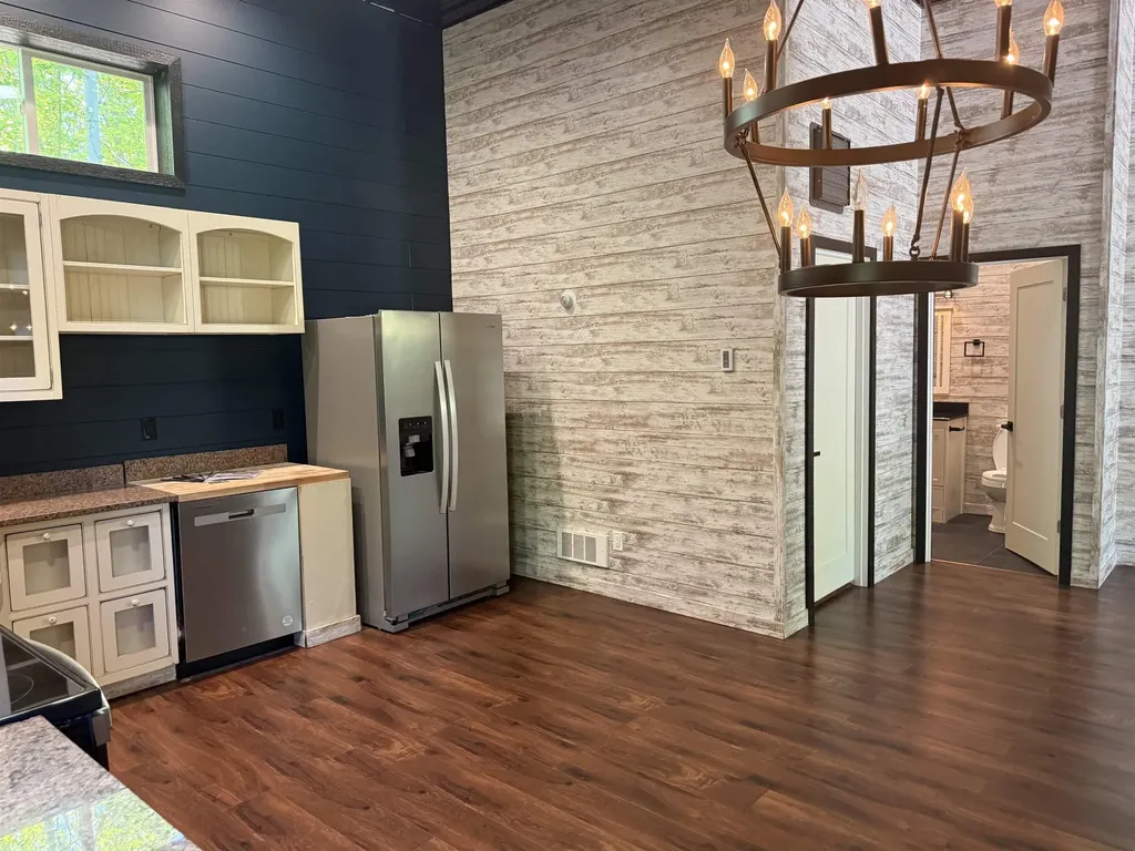 8923 SE Torch Lake Drive Helena Township MI 49612