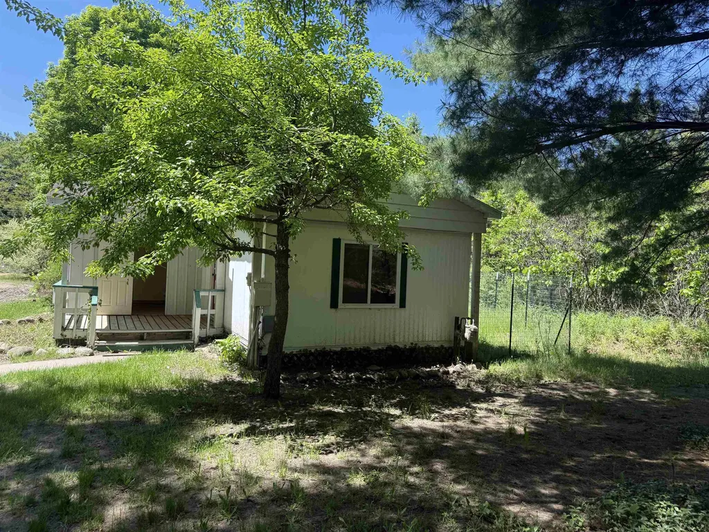 8923 SE Torch Lake Drive Helena Township MI 49612