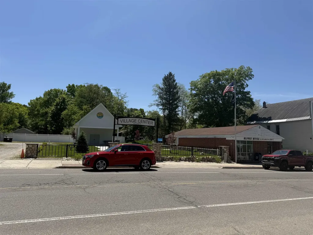 8923 SE Torch Lake Drive Helena Township MI 49612