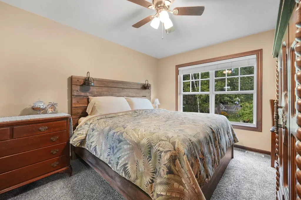 9850 S Perrins Landing Drive Solon Township MI 49684
