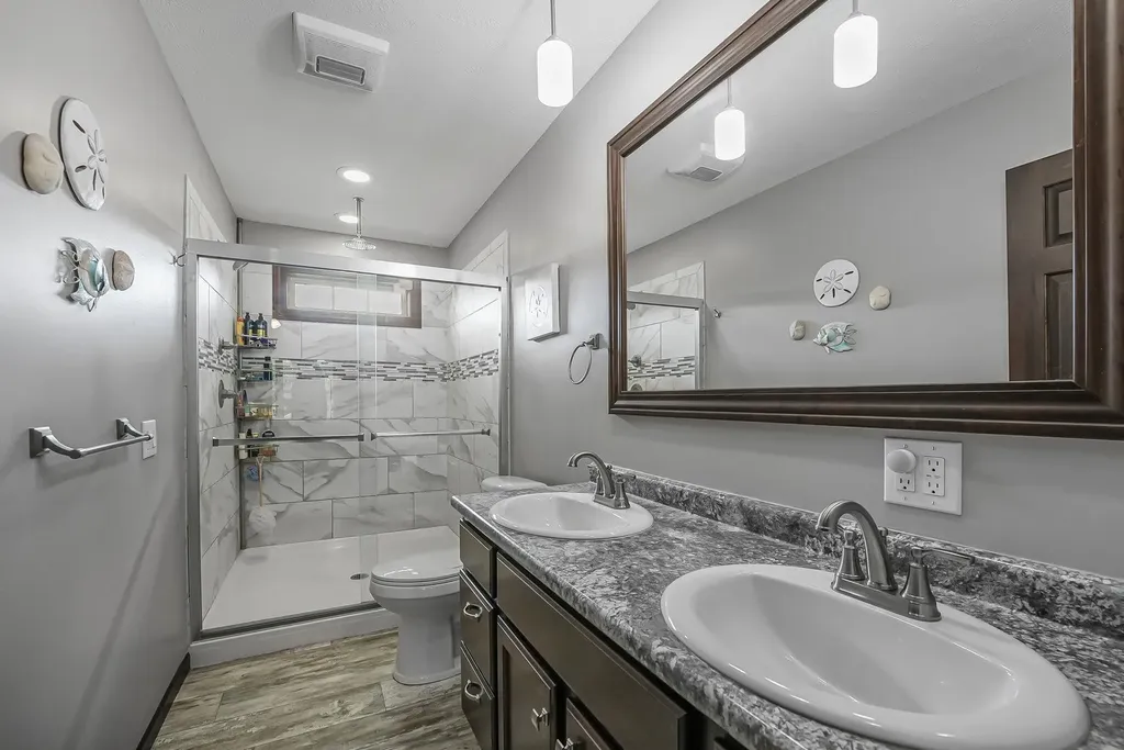 9850 S Perrins Landing Drive Solon Township MI 49684