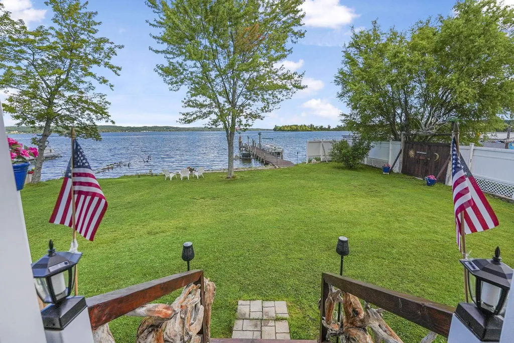 9850 S Perrins Landing Drive Solon Township MI 49684