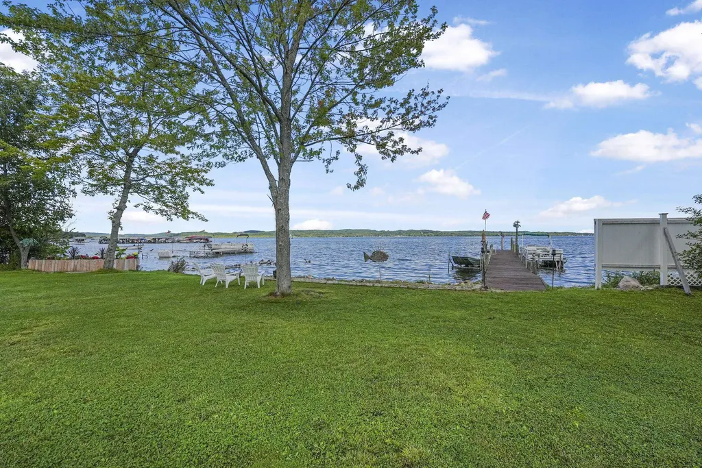 9850 S Perrins Landing Drive Solon Township MI 49684