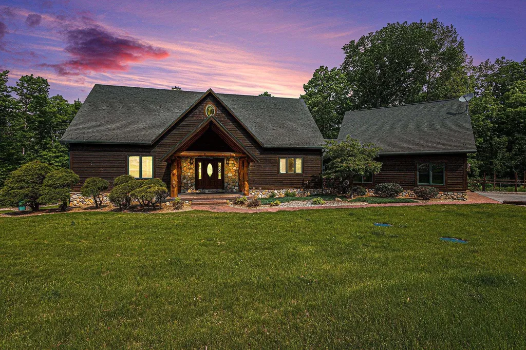5575 M 72 Clearwater Township MI 49690