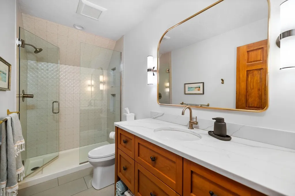 7135 E Birch Point Road Elmwood Charter Township MI 49684