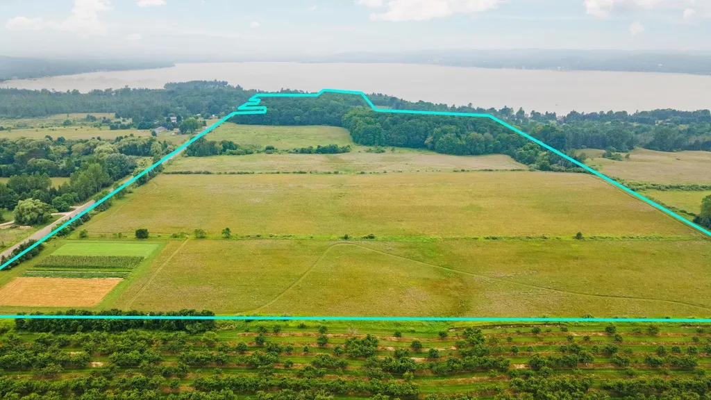 7135 E Birch Point Road Elmwood Charter Township MI 49684
