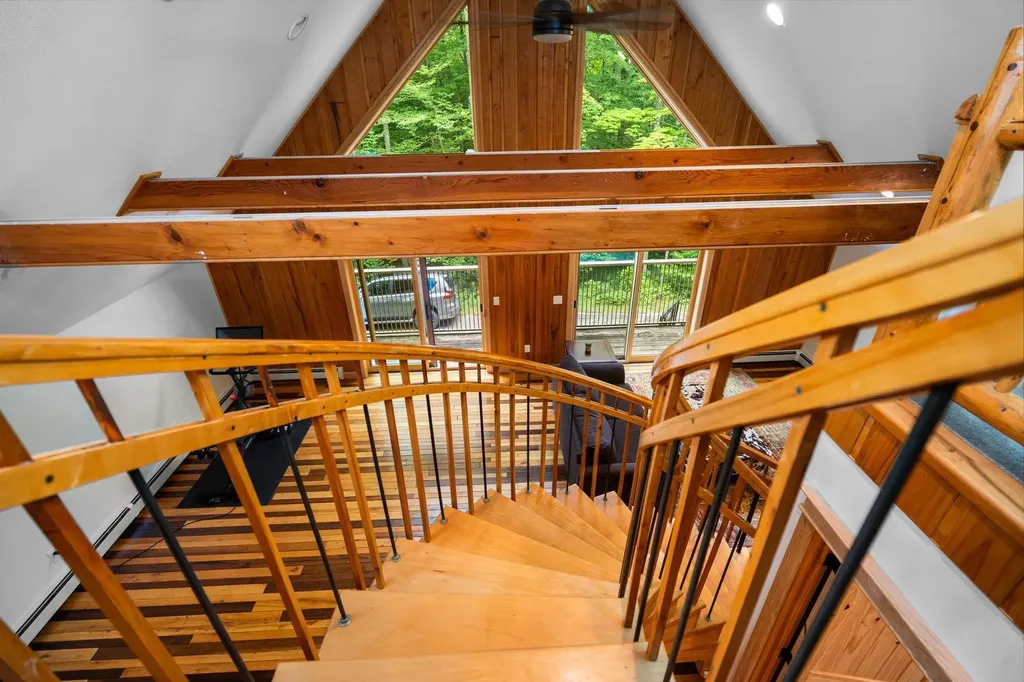 7135 E Birch Point Road Elmwood Charter Township MI 49684