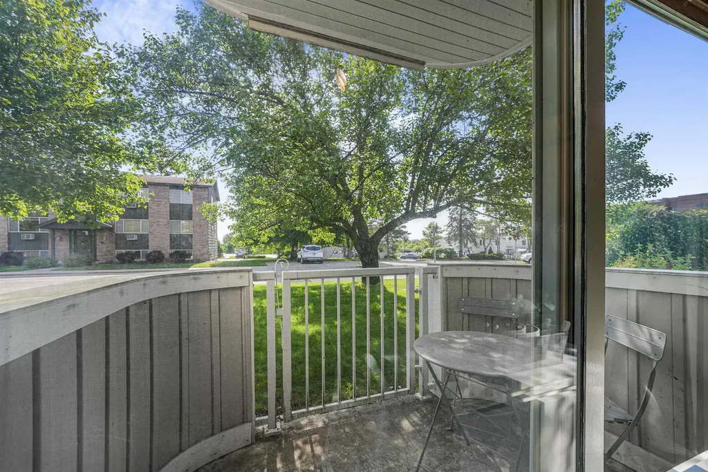 124 Beech Street Traverse City City MI 49684