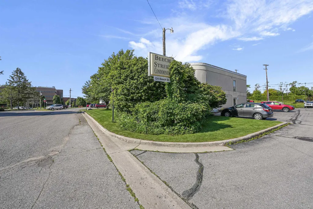 124 Beech Street Traverse City City MI 49684