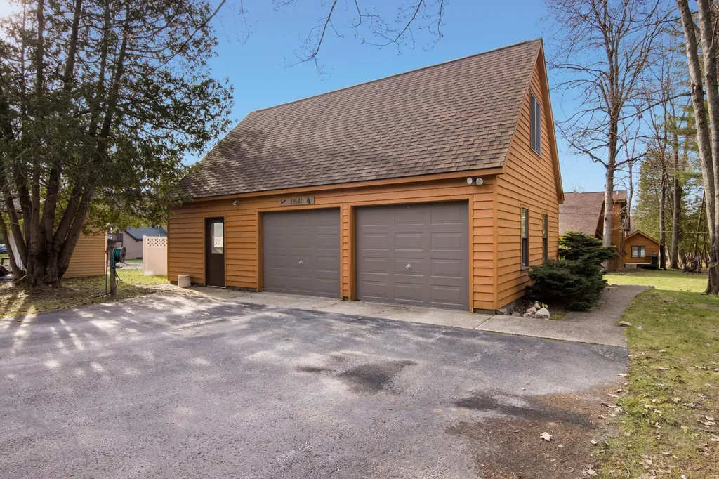 11641 Loon Lane Long Lake Township MI 49685