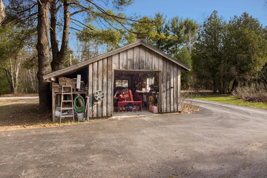 11641 Loon Lane Long Lake Township MI 49685