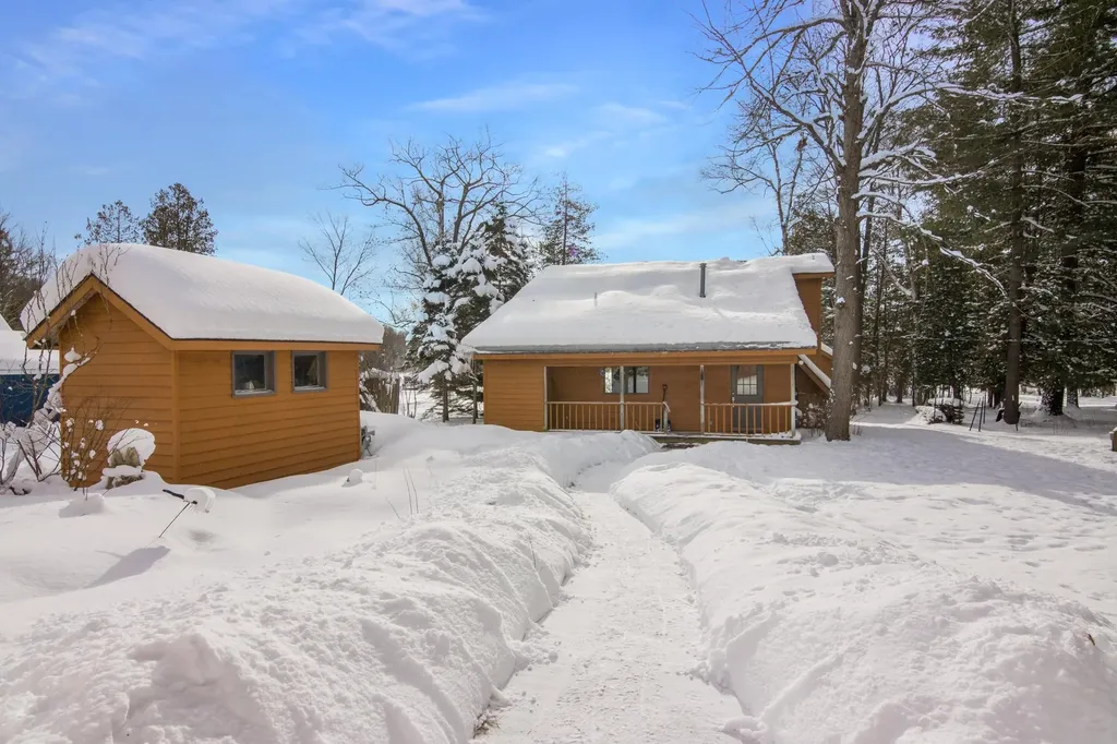 11641 Loon Lane Long Lake Township MI 49685