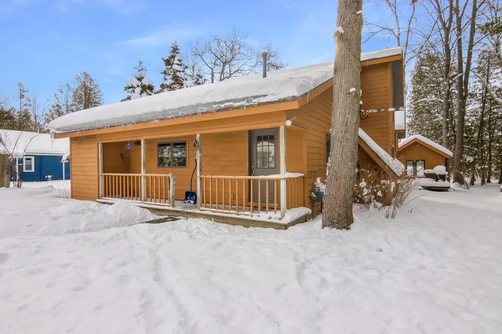 11641 Loon Lane Long Lake Township MI 49685