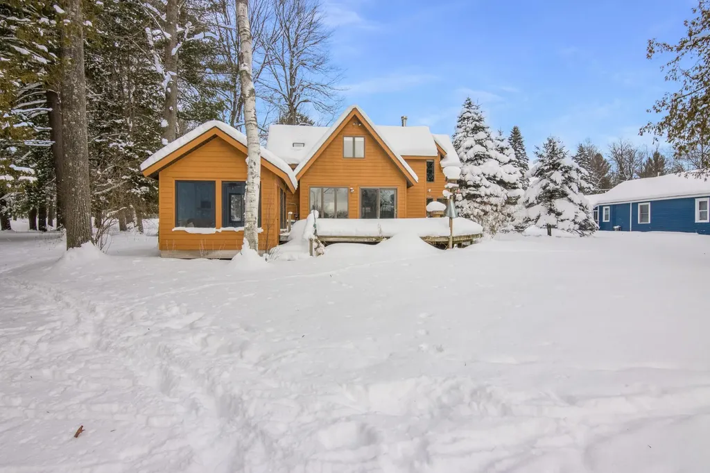 11641 Loon Lane Long Lake Township MI 49685
