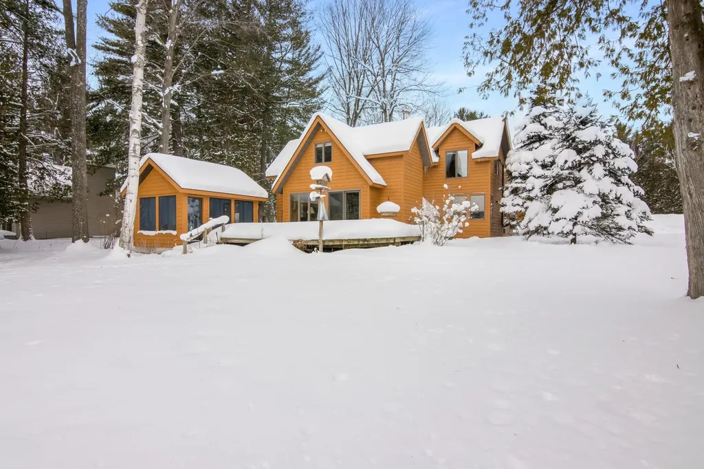 11641 Loon Lane Long Lake Township MI 49685