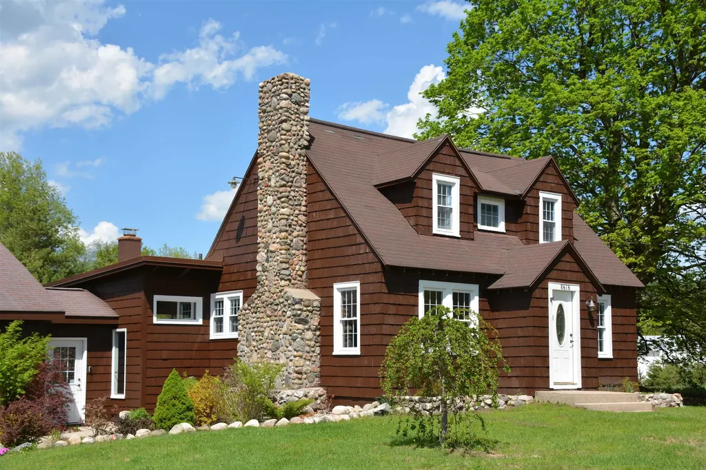 8616 Cedar Run Road Long Lake Township MI 49684