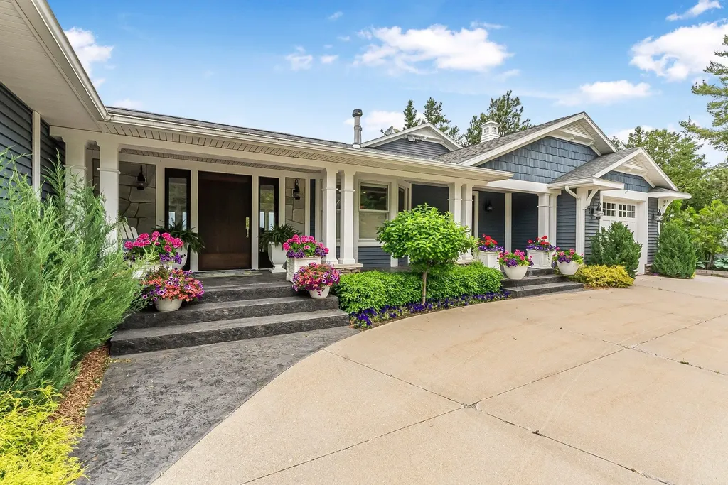 6709 E Wilderness Drive Wawatam Township MI 49701