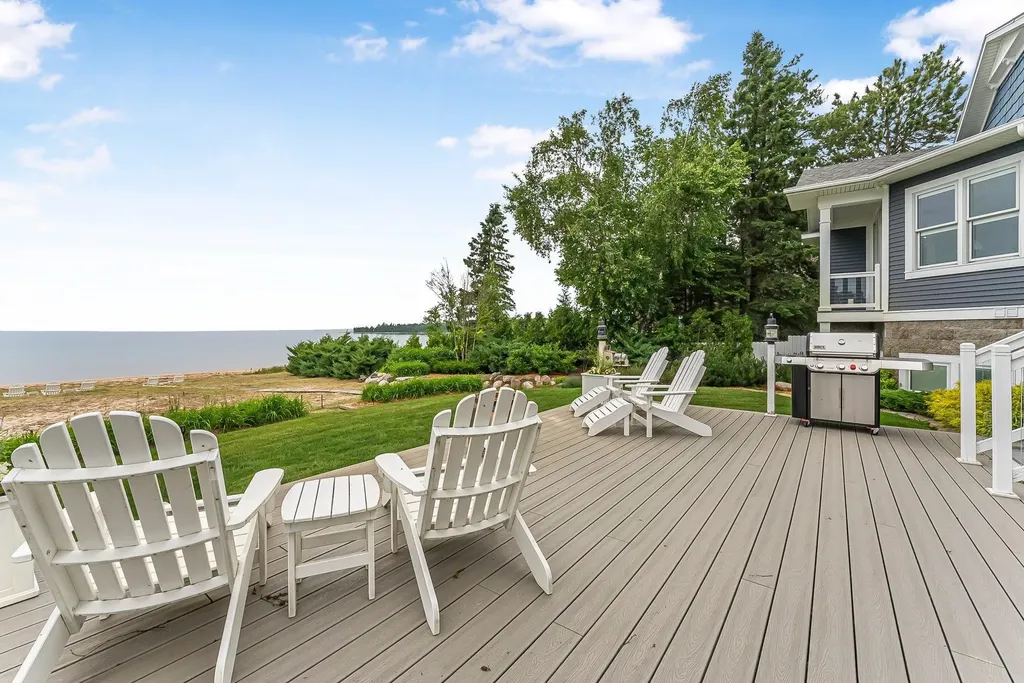 6709 E Wilderness Drive Wawatam Township MI 49701