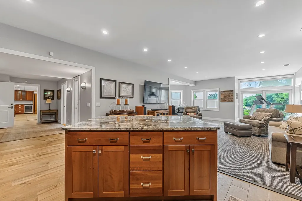 6709 E Wilderness Drive Wawatam Township MI 49701