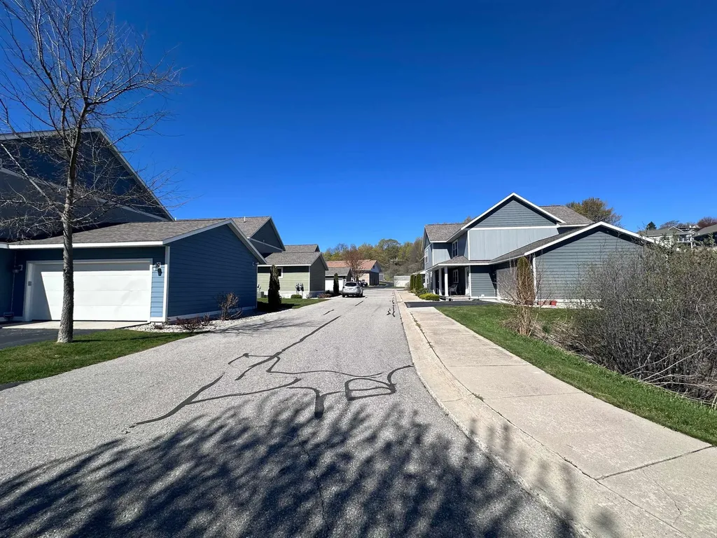 000 Barnes Road Garfield Charter Township MI 49684