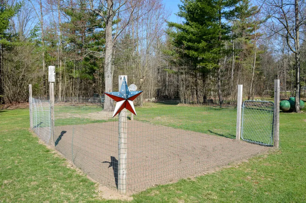 6622 Walton Road Fife Lake Township MI 49649