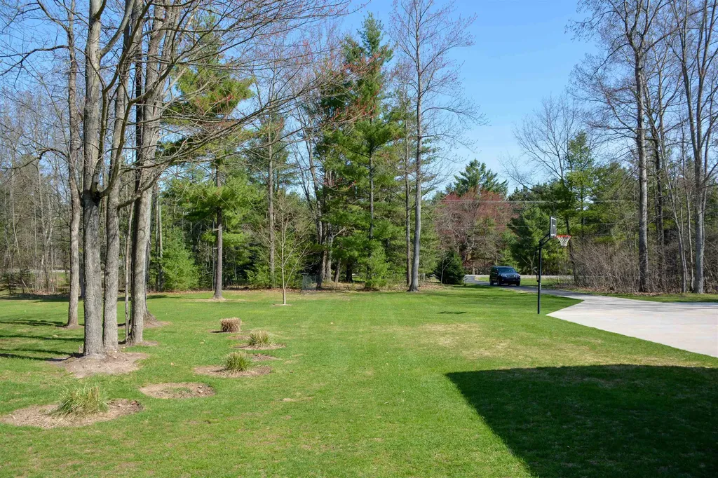 6622 Walton Road Fife Lake Township MI 49649