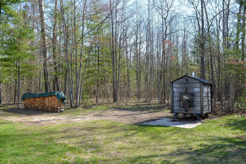 6622 Walton Road Fife Lake Township MI 49649