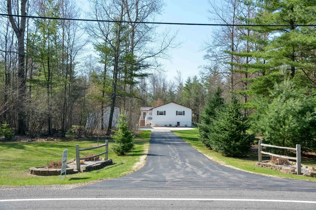 6622 Walton Road Fife Lake Township MI 49649