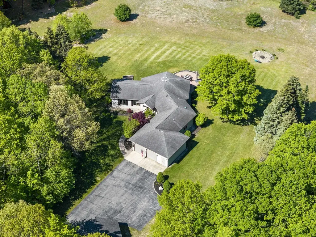 9065 Windigo Trail Helena Township MI 49612