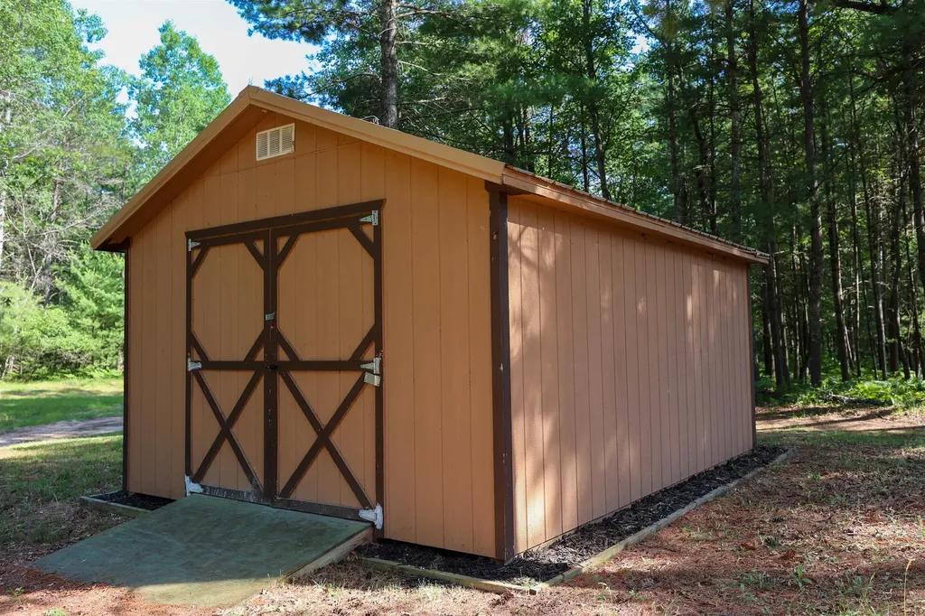 2706 Newatch Avenue Grayling Charter Township MI 49738