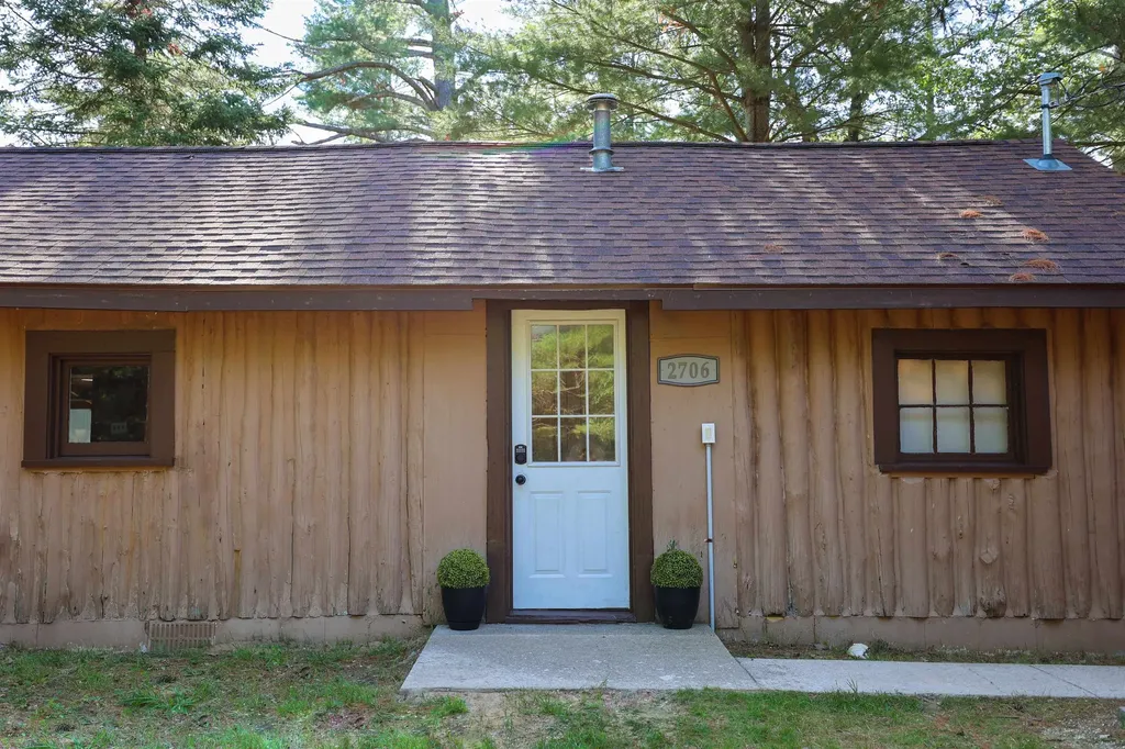2706 Newatch Avenue Grayling Charter Township MI 49738