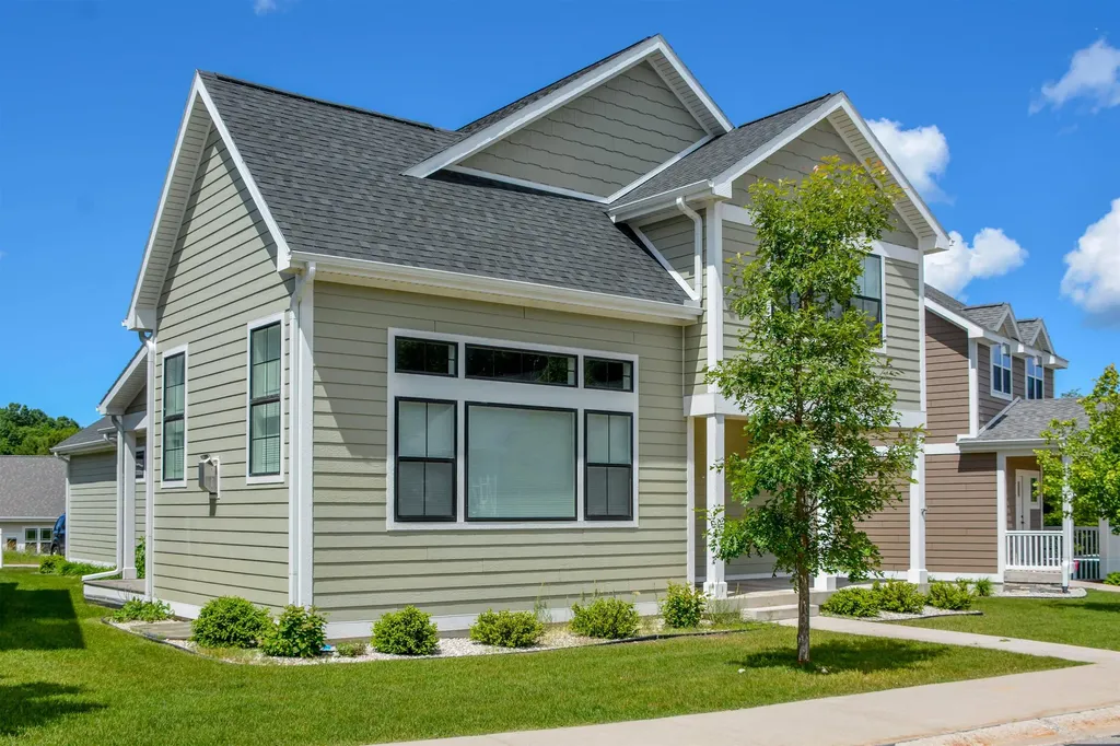 11613 Whittington Street Traverse City City MI 49684