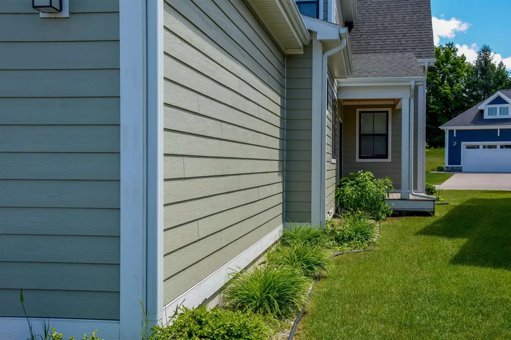 11613 Whittington Street Traverse City City MI 49684