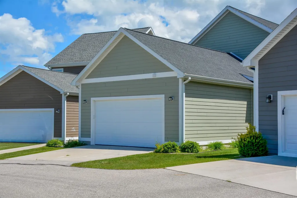 11613 Whittington Street Traverse City City MI 49684
