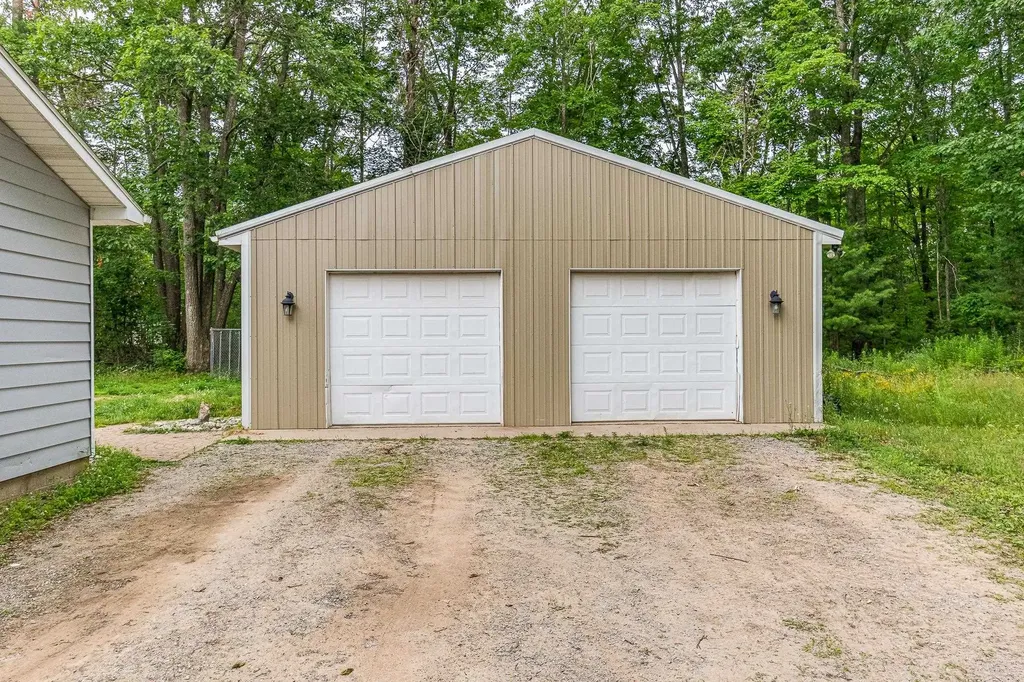 7690 Arrowroot Hayes Township MI 49735