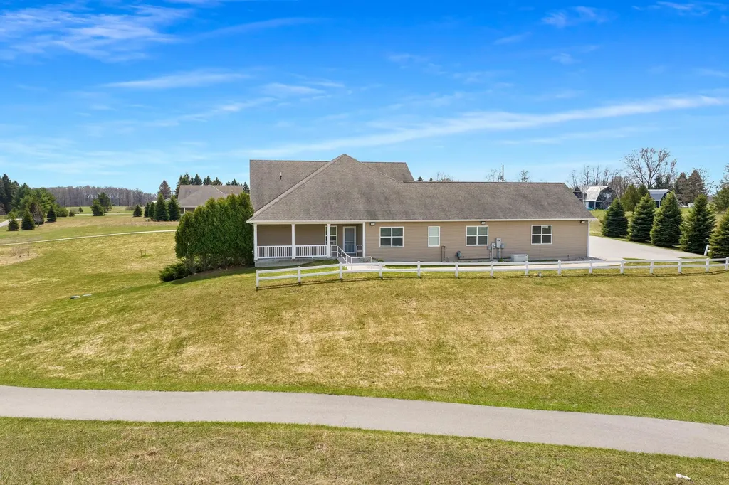3255 Mahoney Drive East Bay Township MI 49686