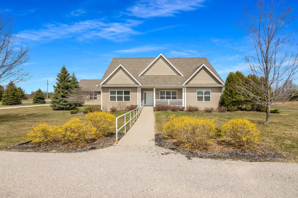 3255 Mahoney Drive East Bay Township MI 49686