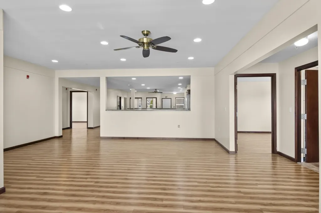 3255 Mahoney Drive East Bay Township MI 49686