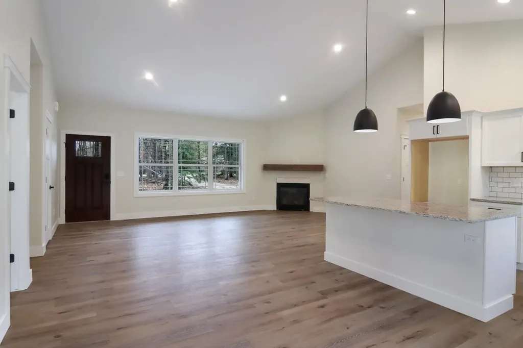 10201 Thiel Road Long Lake Township MI 49685