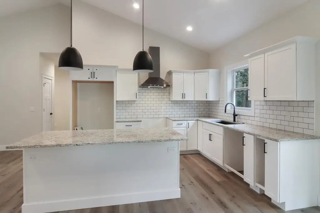 10201 Thiel Road Long Lake Township MI 49685