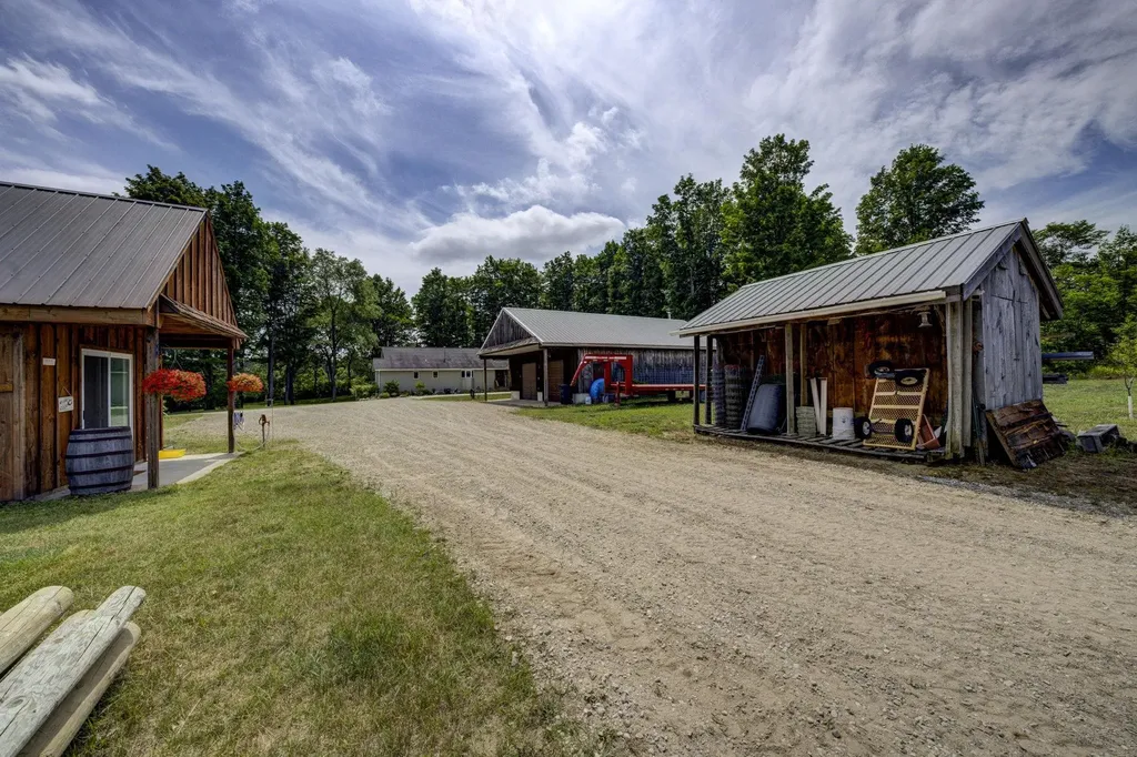 2625 Walton Road Paradise Township MI 49649