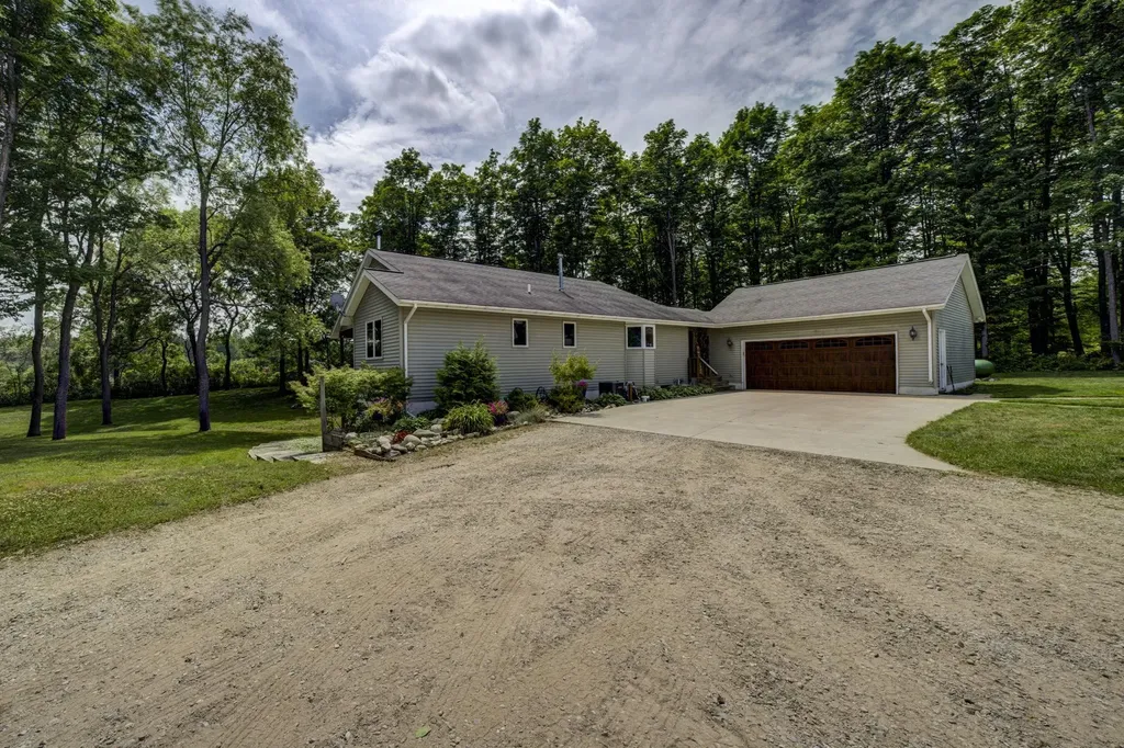 2625 Walton Road Paradise Township MI 49649