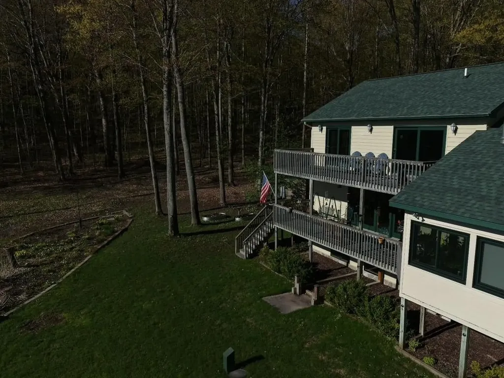 420 W Beech Bark Trail Kasson Township MI 49664