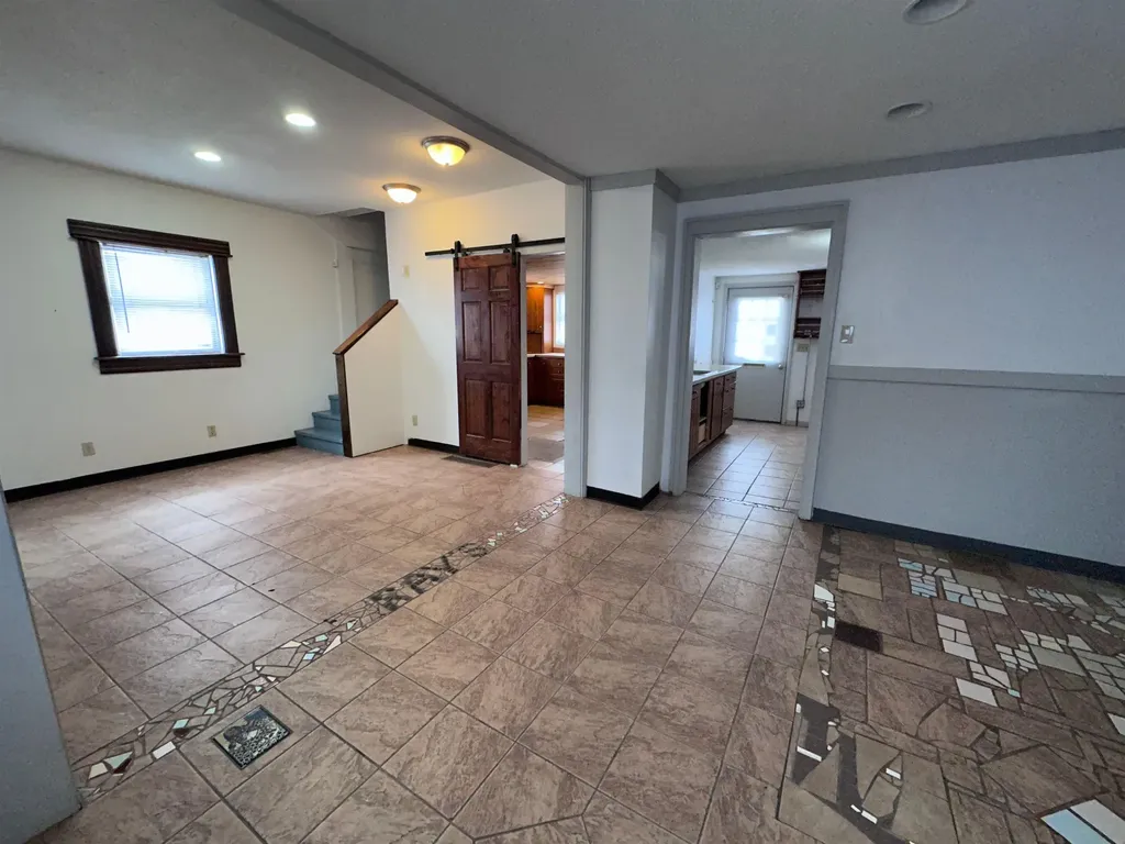 517 E Eighth Street Traverse City City MI 49686