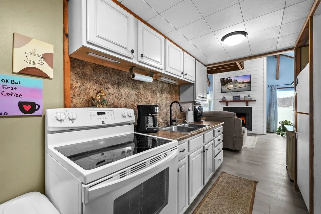 2183 N Manitou Trail Caldwell Township MI 49651
