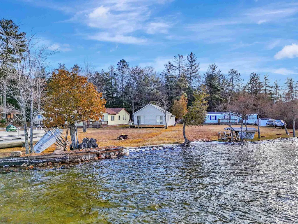 2183 N Manitou Trail Caldwell Township MI 49651